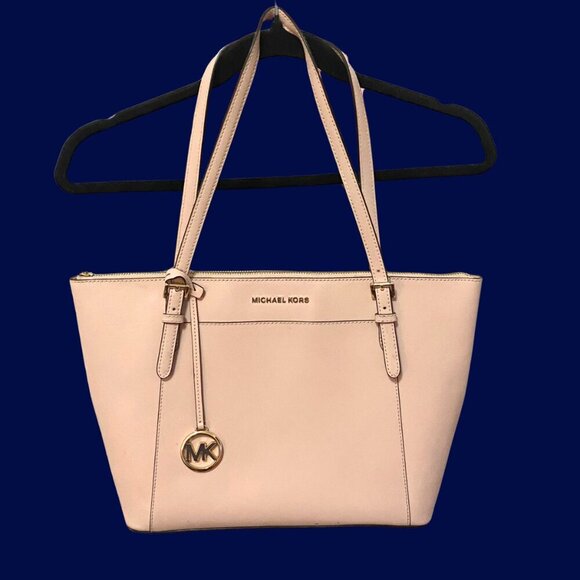 Michael Kors Jet Set Tote in Blush Pink Saffiano Leather – Gold Hardware - Picture 2 of 10